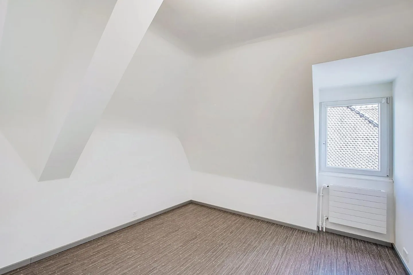 3.5 Room Apartment - Photo 6 of 12