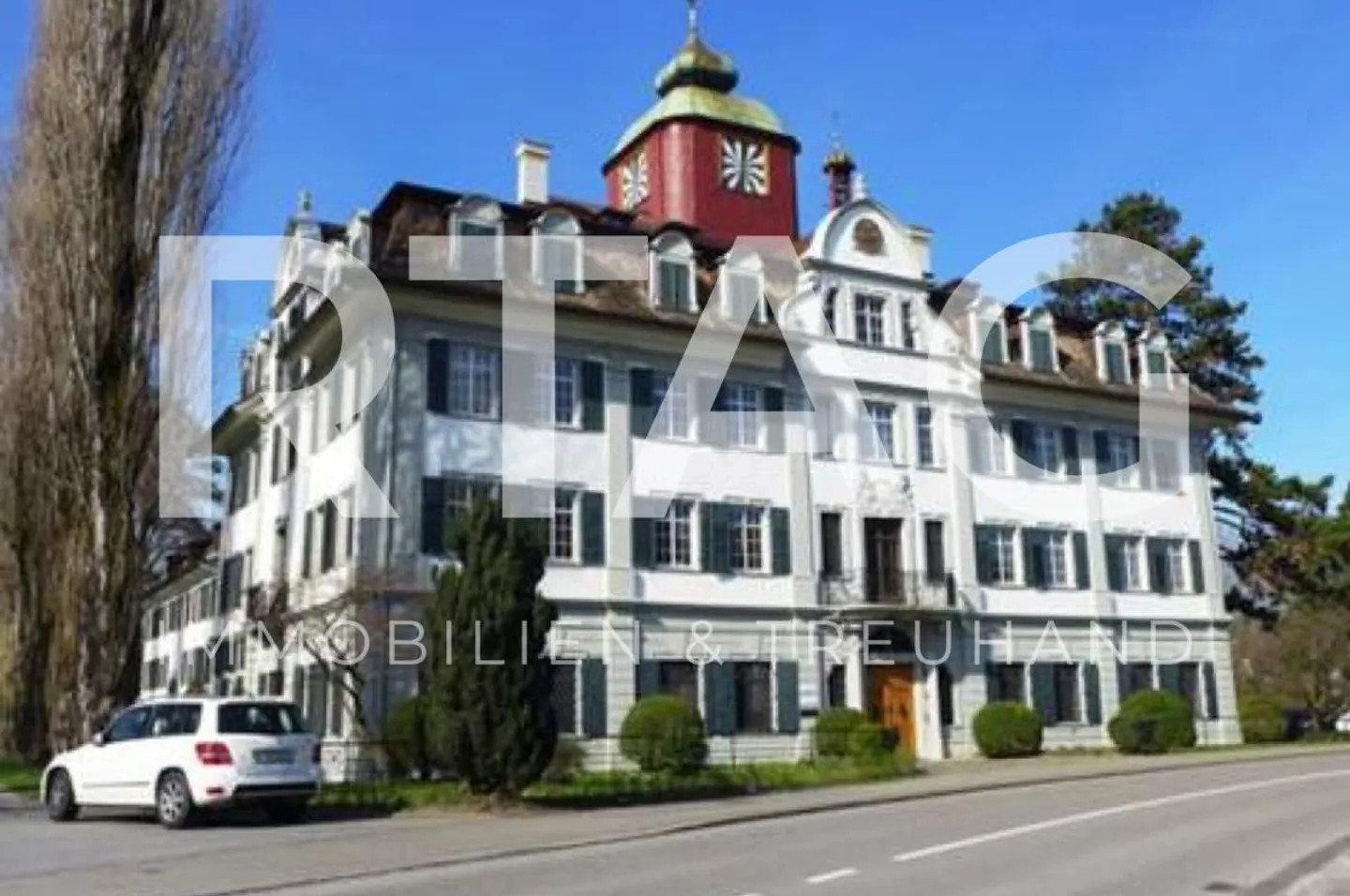 Aussenparkplätze - Foto 1 von 3