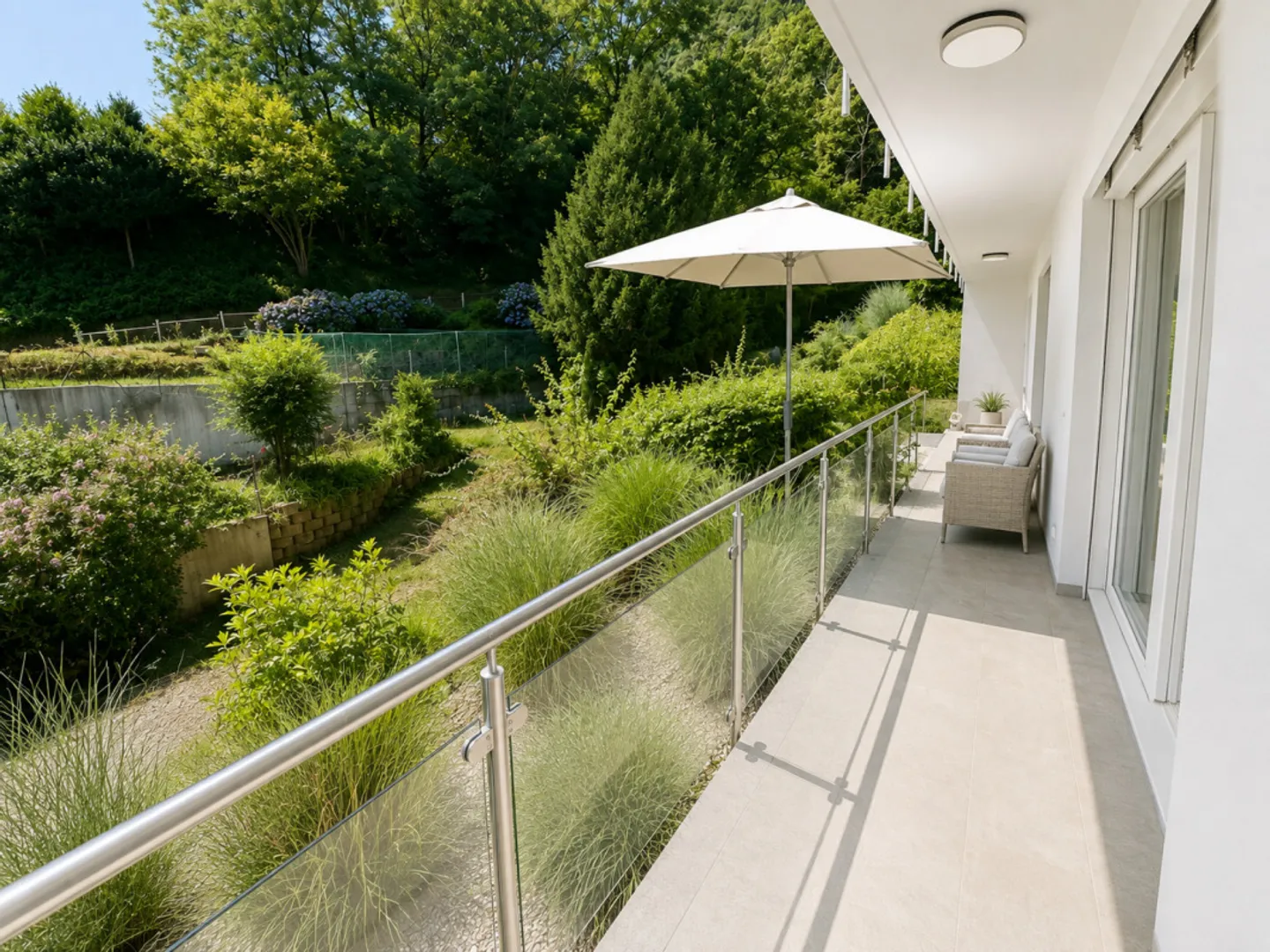 Attractive 4.5-room garden apartment in Manno - spacious living comfort with private garden - Photo 7 of 30
