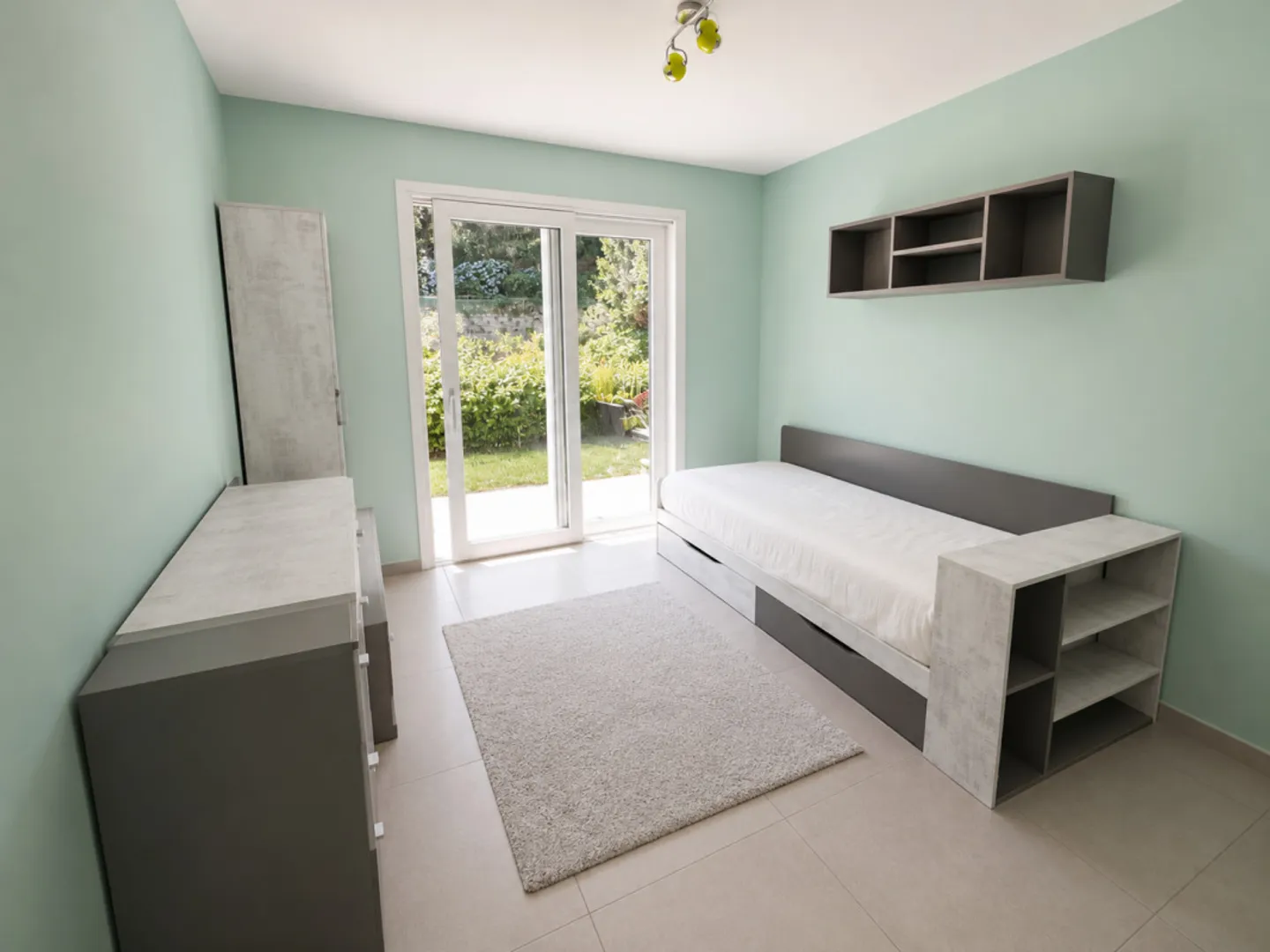 Attractive 4.5-room garden apartment in Manno - spacious living comfort with private garden - Photo 18 of 30