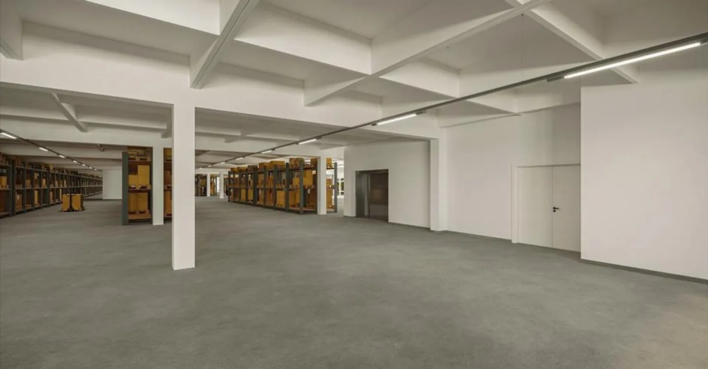 880 m² warehouse for rent - Onnens - Photo 9 of 11