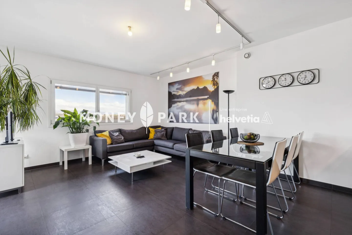 Modern 4.5-room apartment - Photo 1 of 12