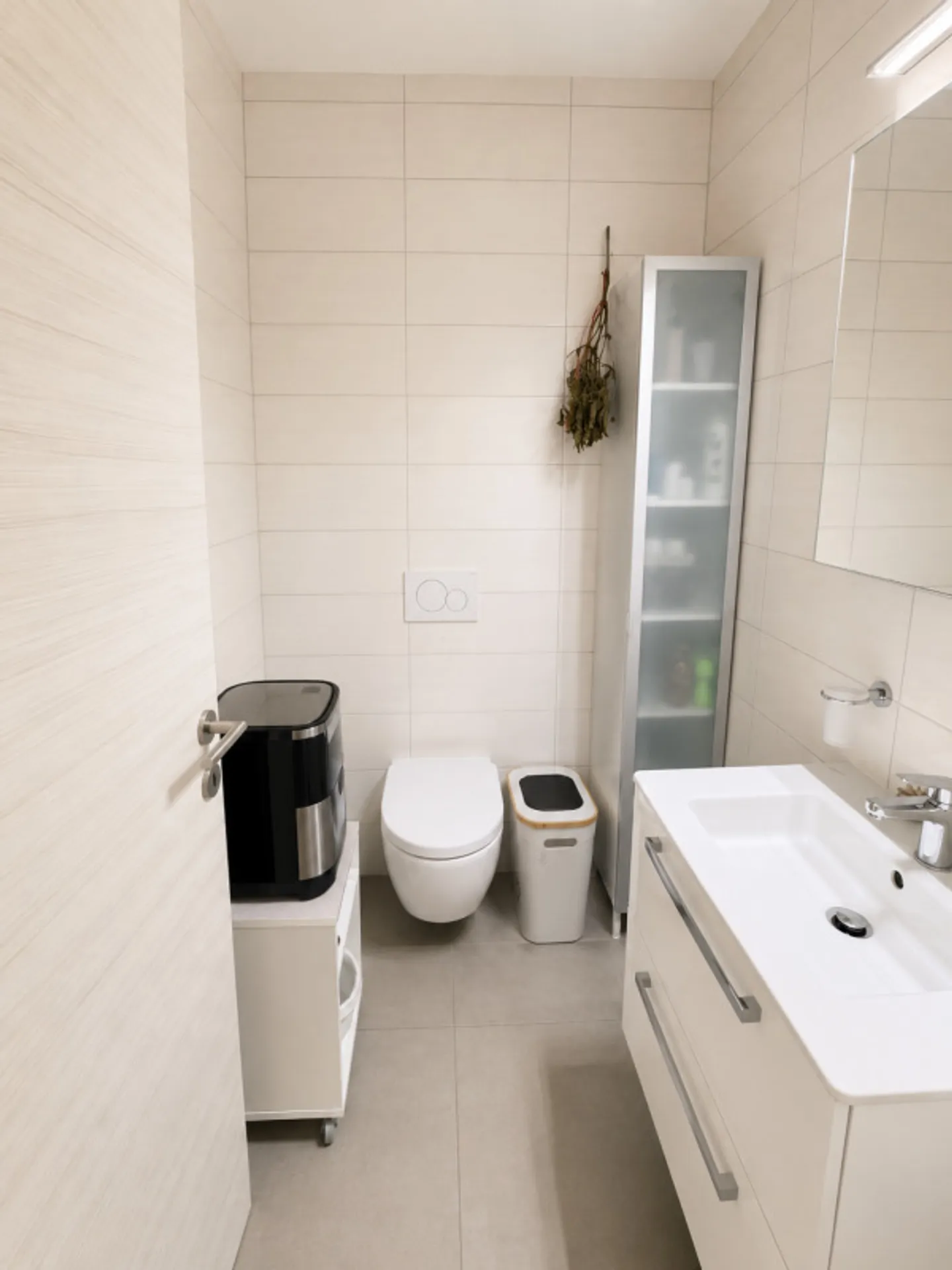 Attractive 4.5-room garden apartment in Manno - spacious living comfort with private garden - Photo 23 of 30