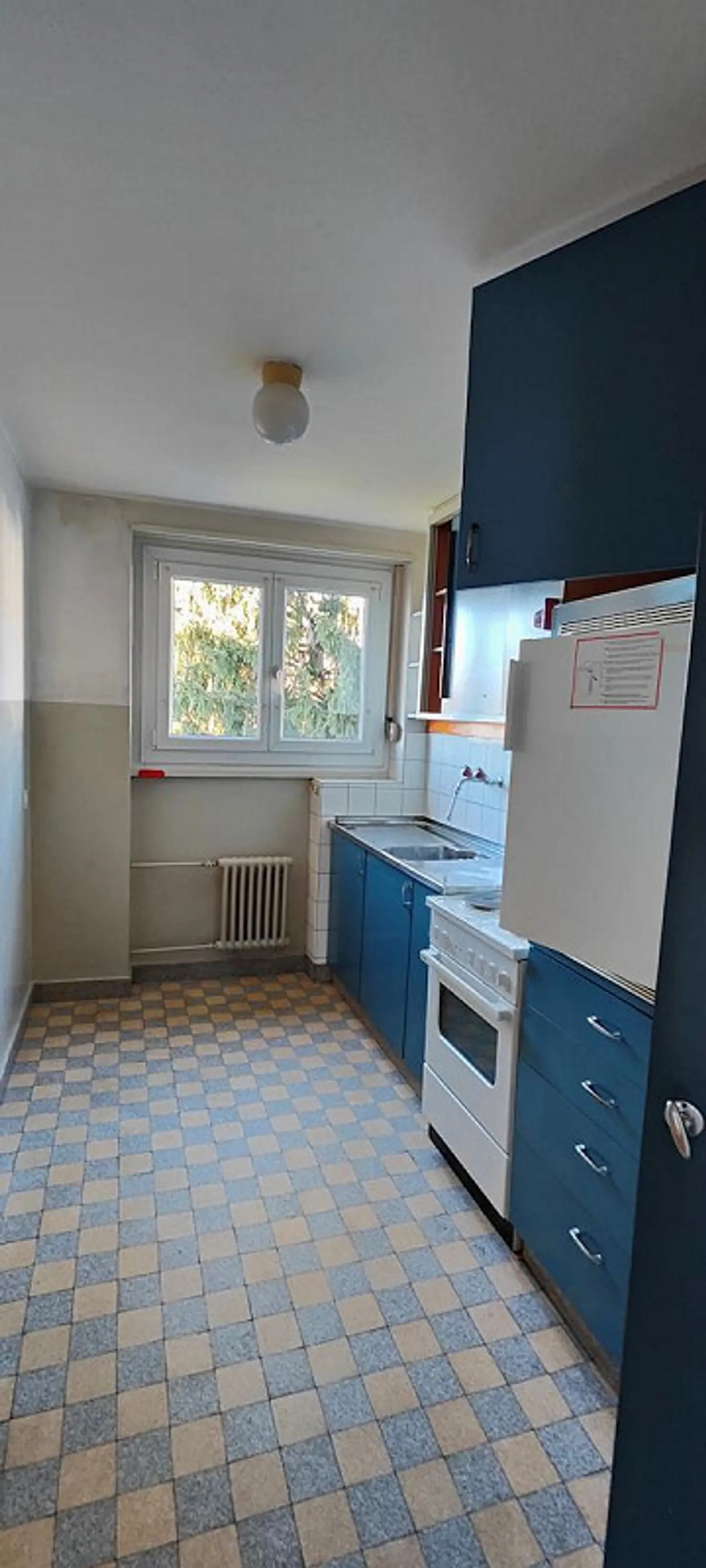 Appartement lumineux de 3,5 pièces avec balcon et vue panoramique à Vacallo - Photo 7 sur 12