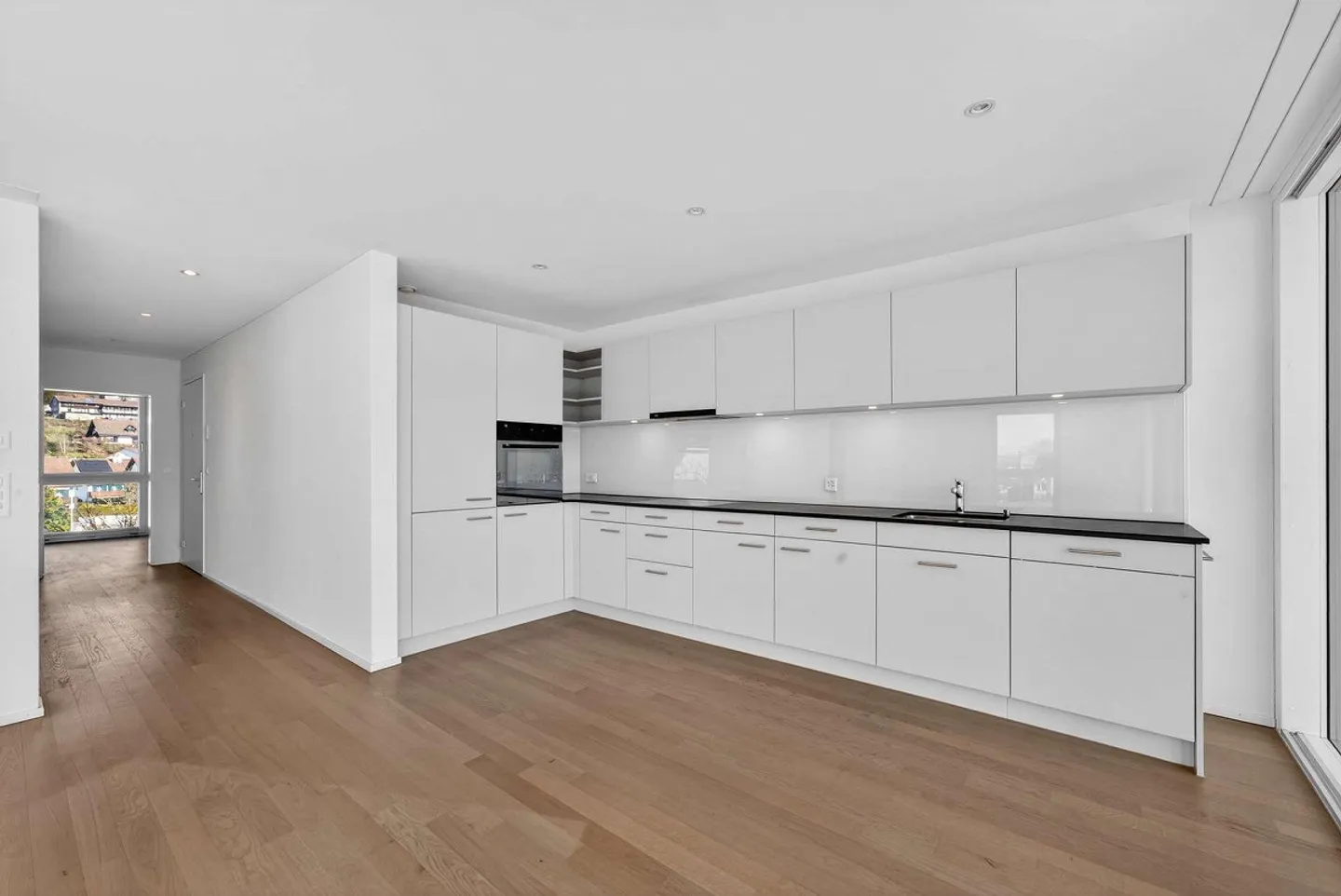 Moderne Maisonette mit Terrasse - Foto 2 von 31
