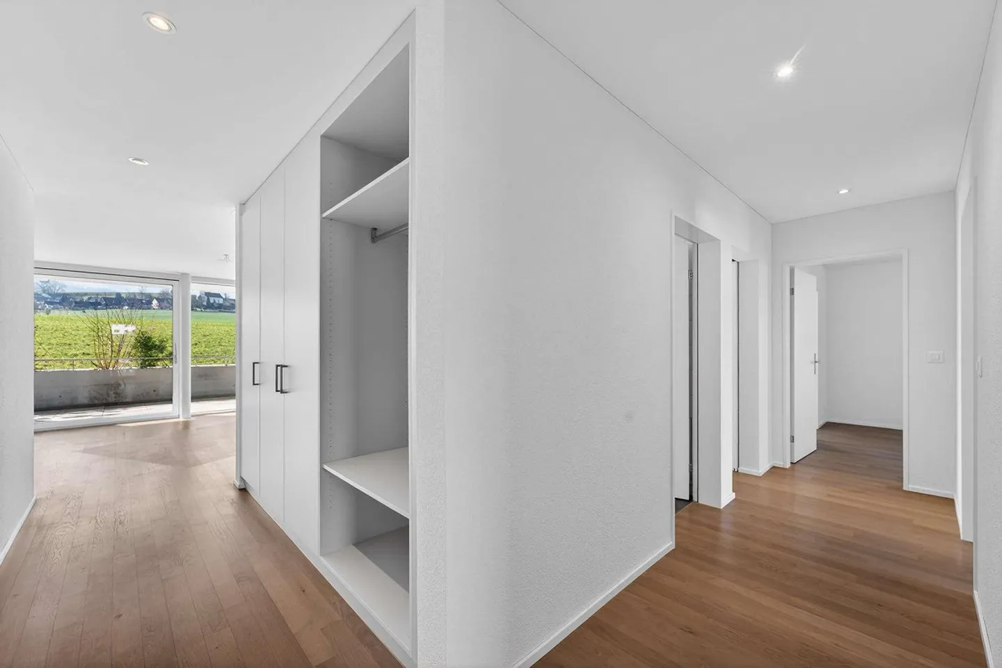 Moderne Maisonette mit Terrasse - Foto 6 von 31