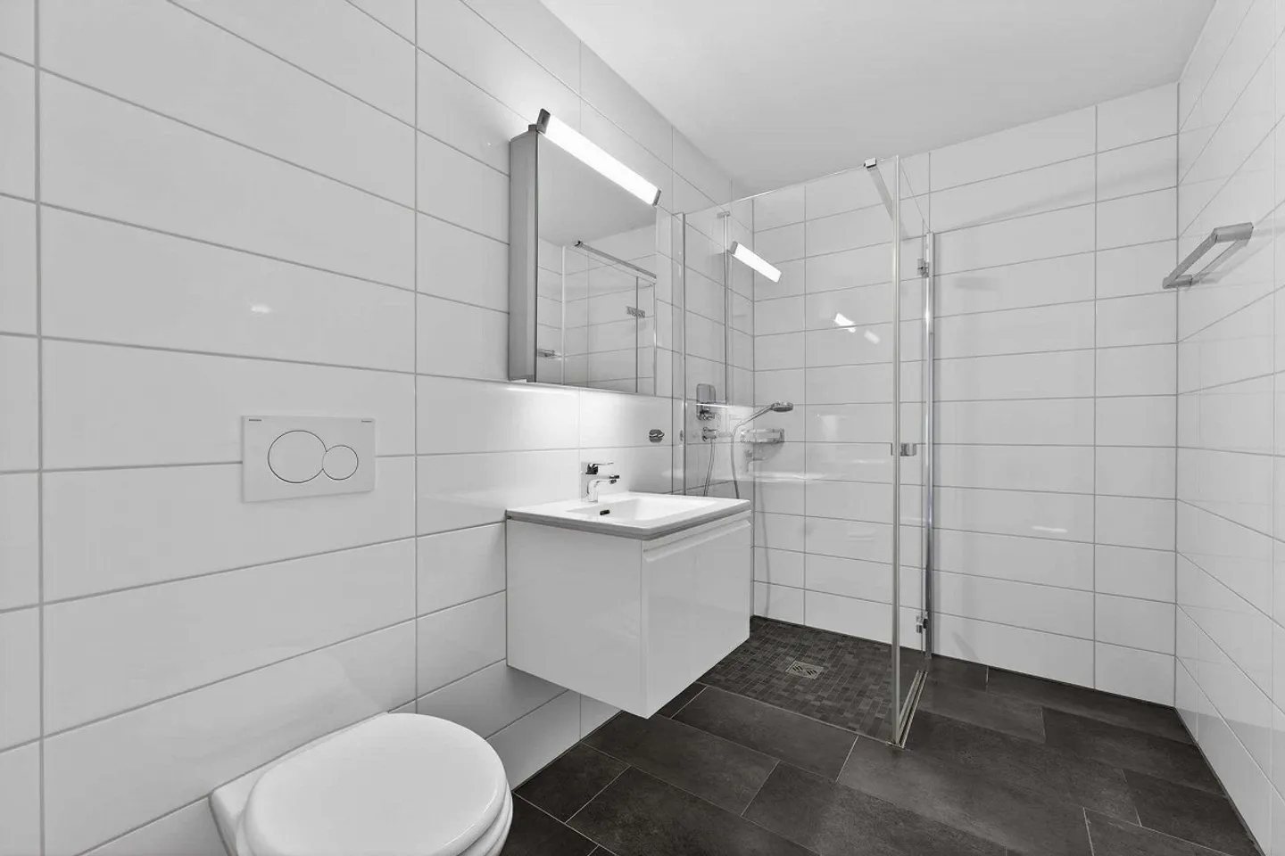 Moderne Maisonette mit Terrasse - Foto 12 von 31