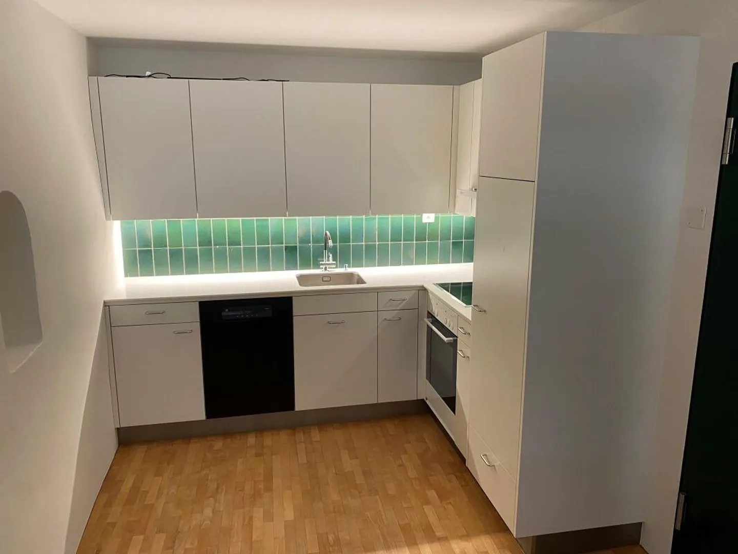 Petit appartement calme avec terrasse confortable dans la cour - Photo 2 sur 5