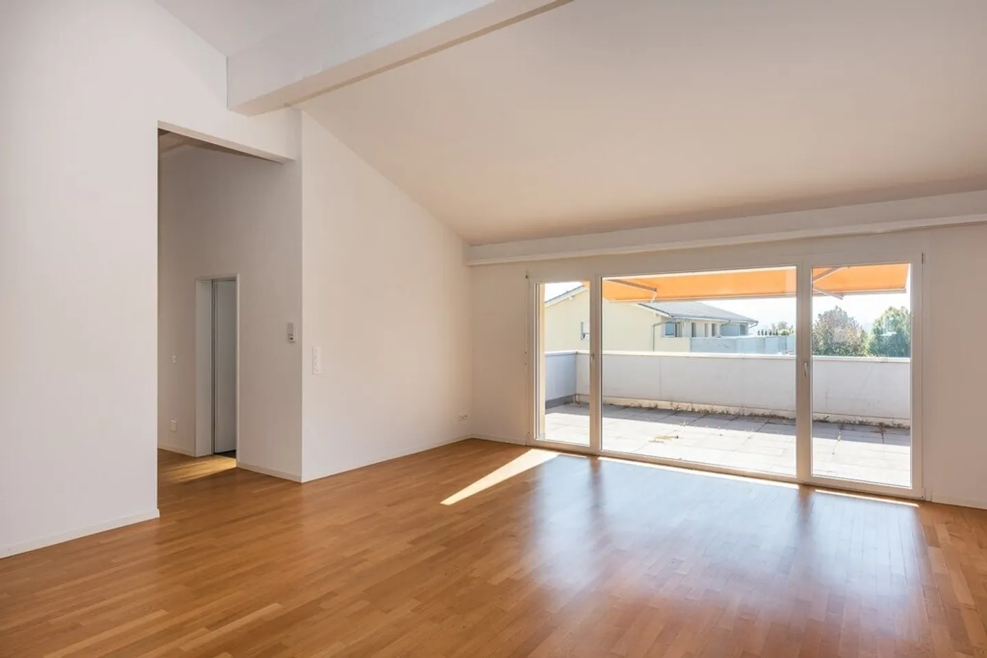 Vivere in una posizione tranquilla - Buono per il trasloco in omaggio - Foto 2 di 8