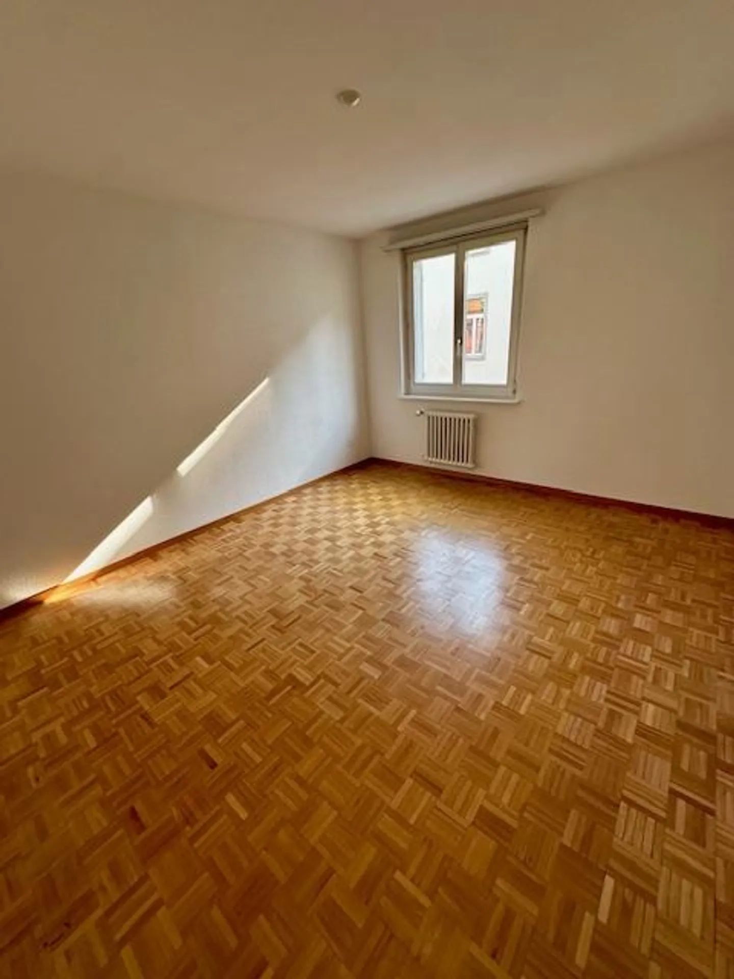 Ruhige Wohnung mit Balkon - Foto 4 von 9