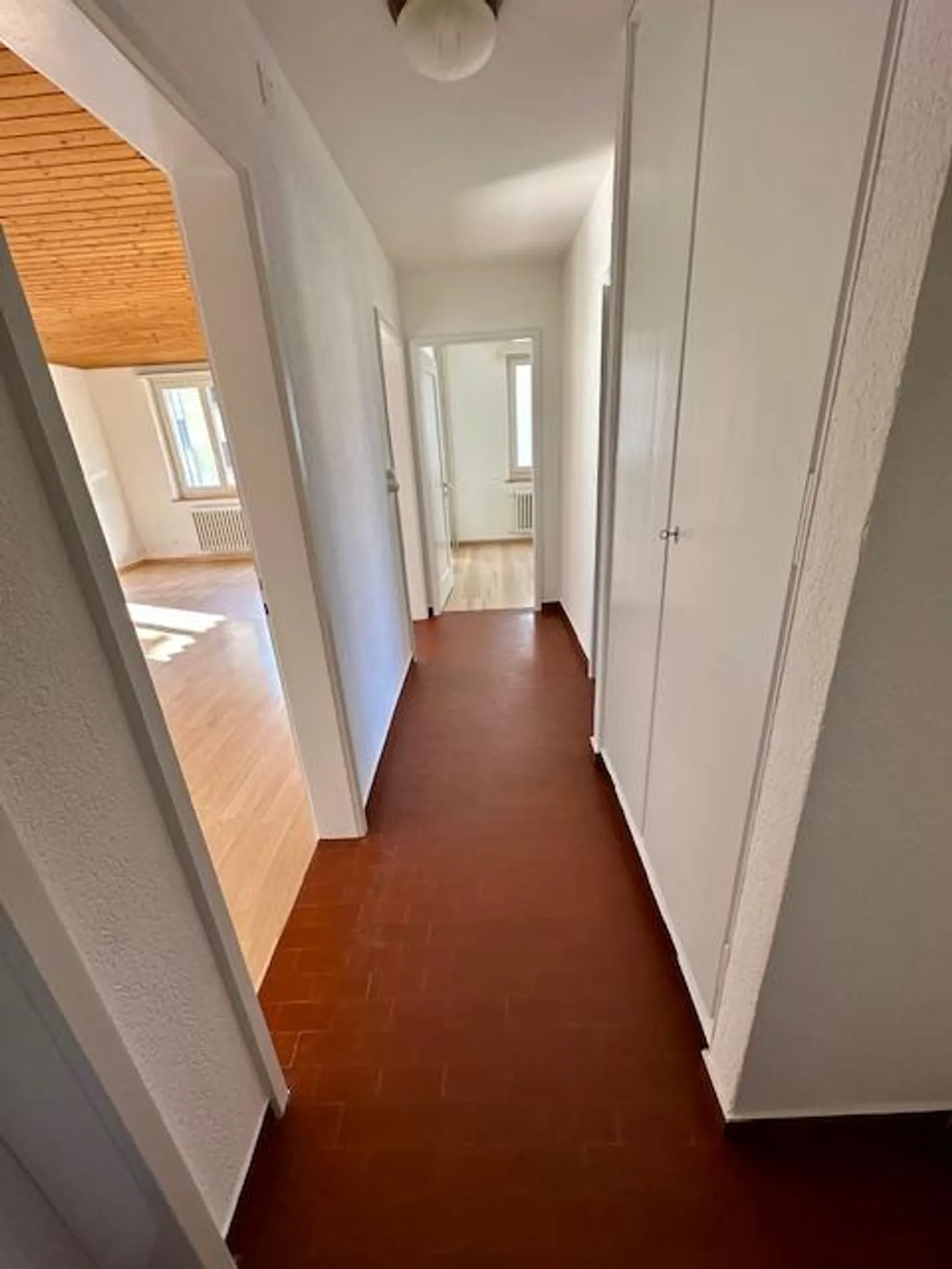 Ruhige Wohnung mit Balkon - Foto 6 von 9