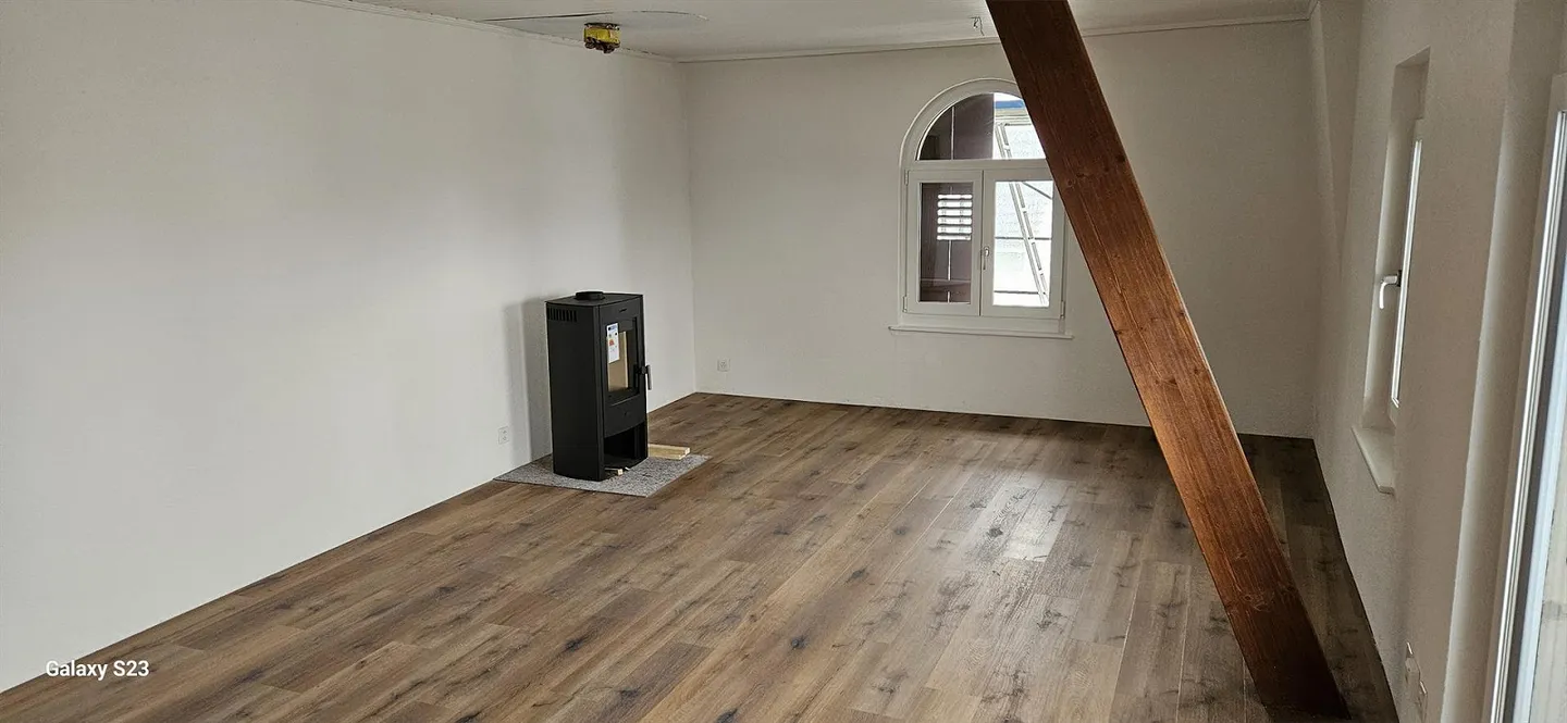 3.5 Room Apartment - Photo 4 of 6