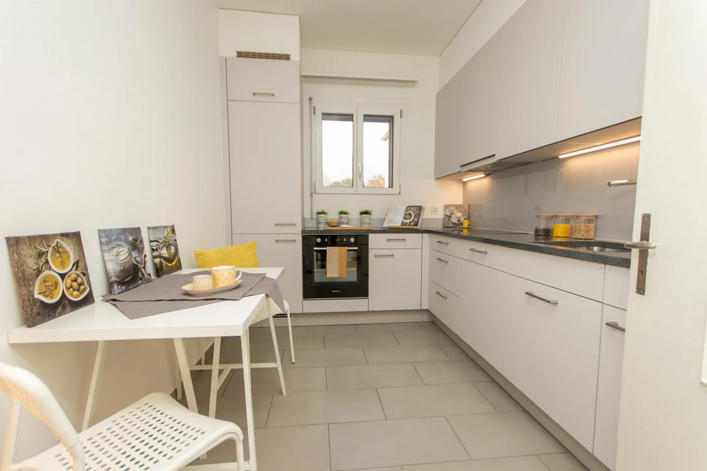 Charming and renovated near the city center - Photo 2 of 11