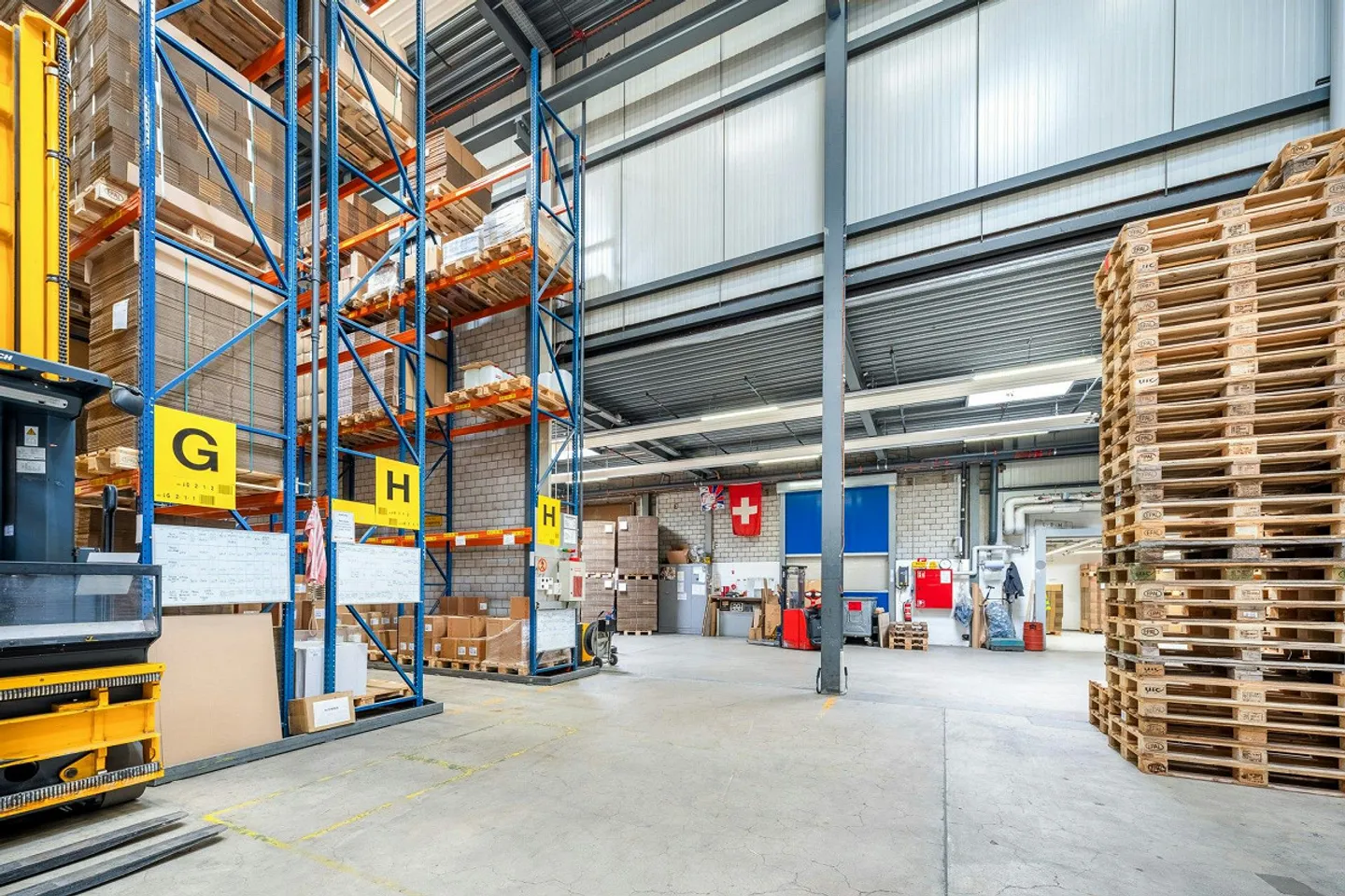 Semi-Automatic High-Bay Warehouse with approx. 2,200 standard pallet spaces - Photo 5 of 5