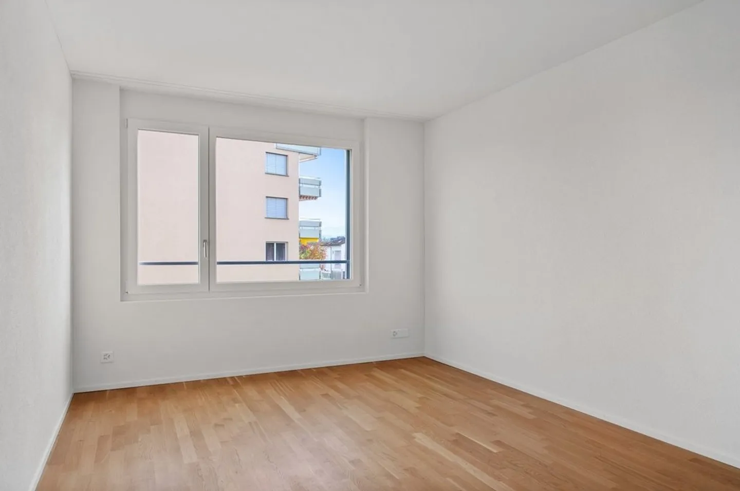 Vivere moderno in una posizione idilliaca - Foto 4 di 7