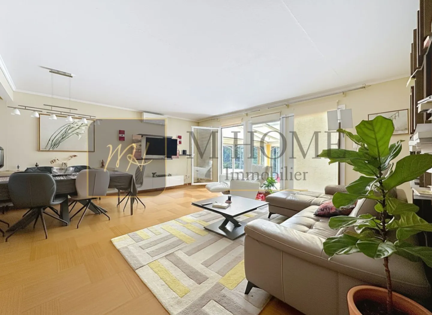 Romanel-sur-Morges ? Exclusivity Villa with Pool & Jacuzzi, peaceful oasis in a cul-de-sac (Building Reserve) - Photo 3 of 13