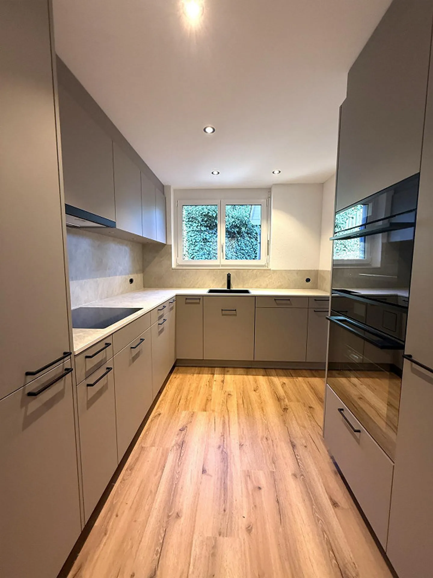 Affascinante casa bifamiliare di 5,5 stanze a Braunau - Disponibile immediatamente! - Foto 2 di 20