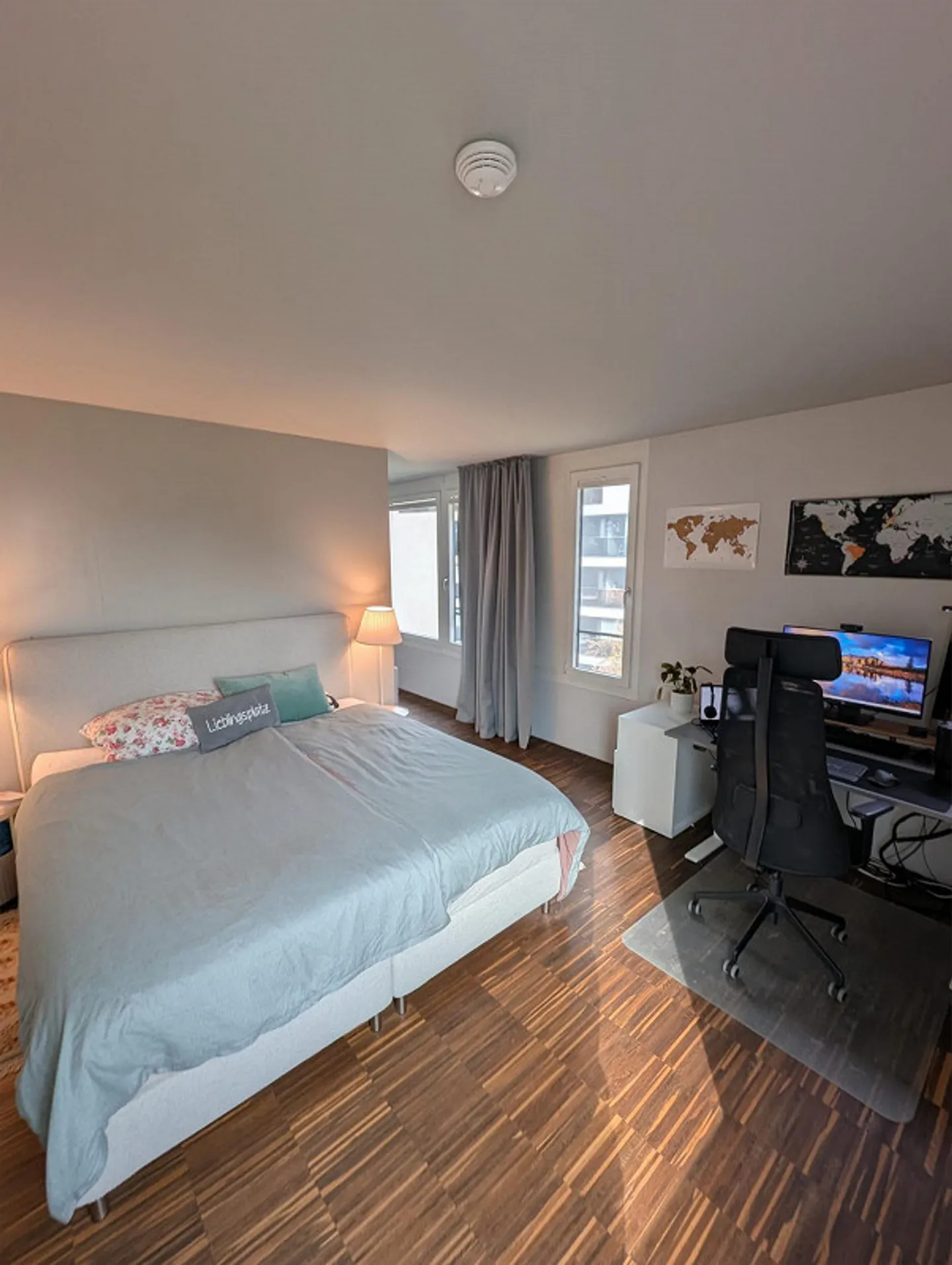 Appartement moderne 2.5 pièces avec balcon et garage - Photo 9 sur 10