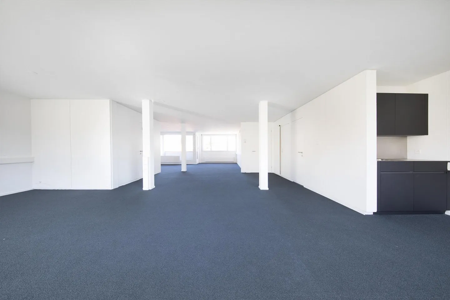 Office Property in the Center of Olten - Photo 3 of 4