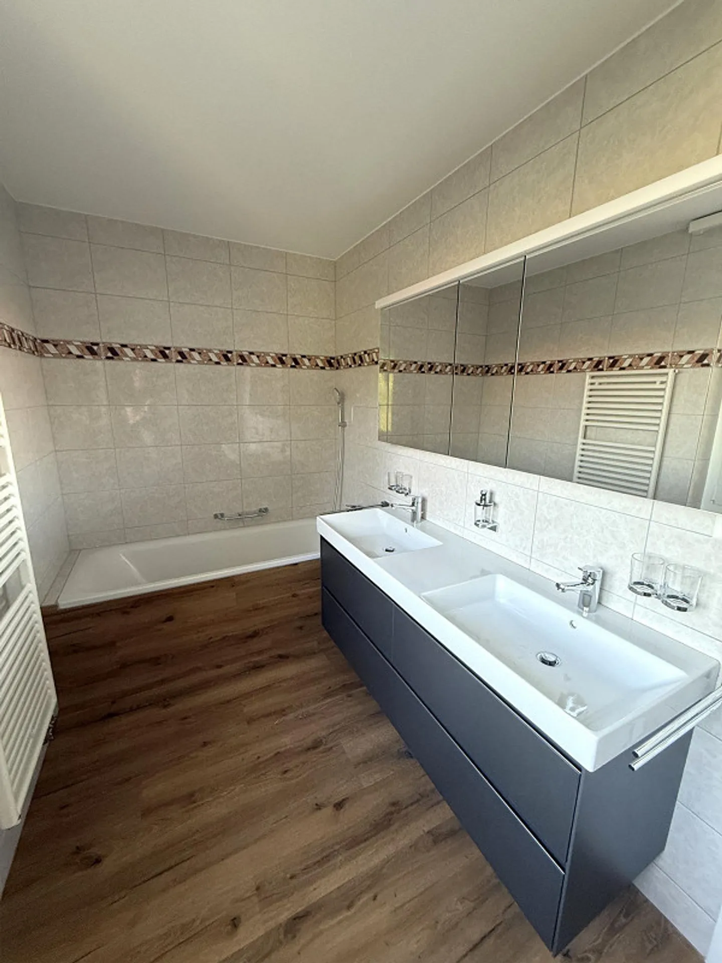 Affascinante casa bifamiliare di 5,5 stanze a Braunau - Disponibile immediatamente! - Foto 12 di 20