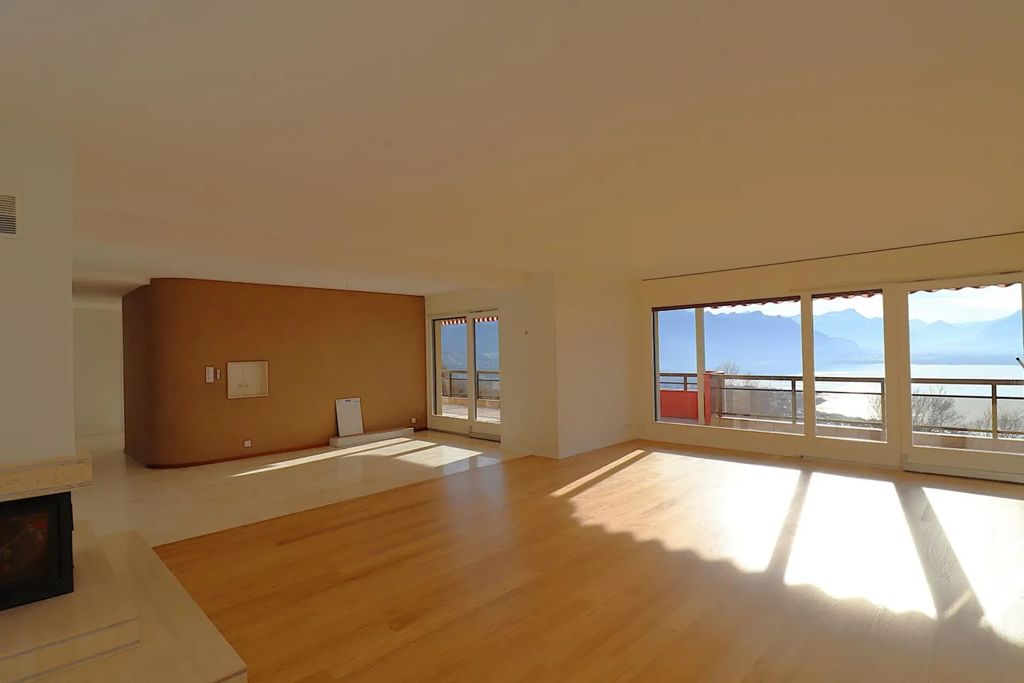 Appartamento 3.5 locali - Foto 3 di 15