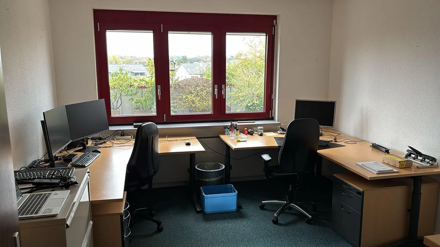 Attraktive Büroräumlichkeiten mit Blick auf Pfäffikersee / Terasse - Foto 4 di 10