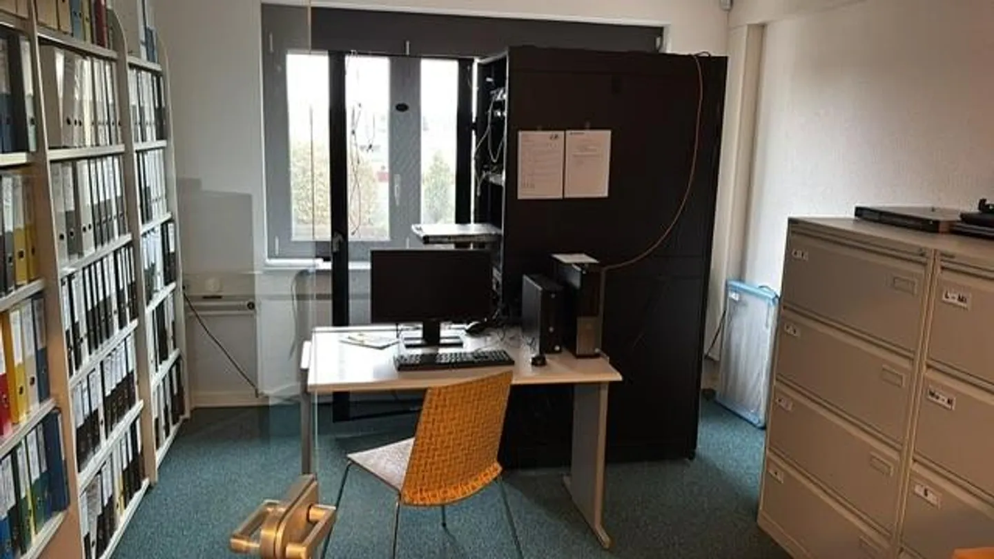 Attraktive Büroräumlichkeiten mit Blick auf Pfäffikersee / Terasse - Foto 5 di 10