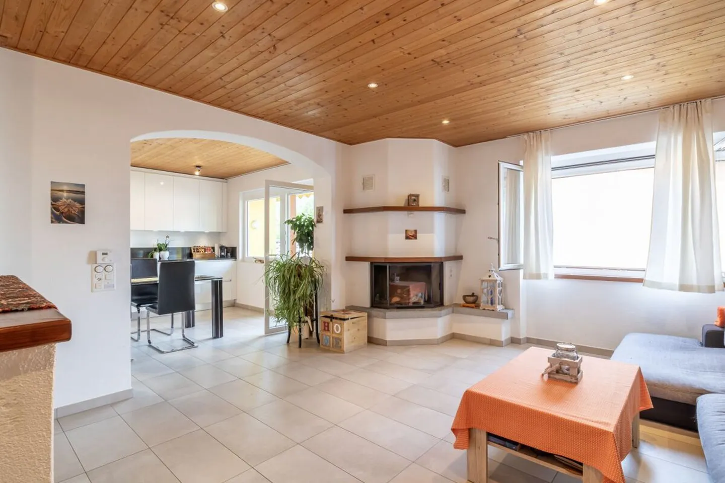 CUGNASCO - Multifamily residence with generous living spaces - Photo 1 of 13