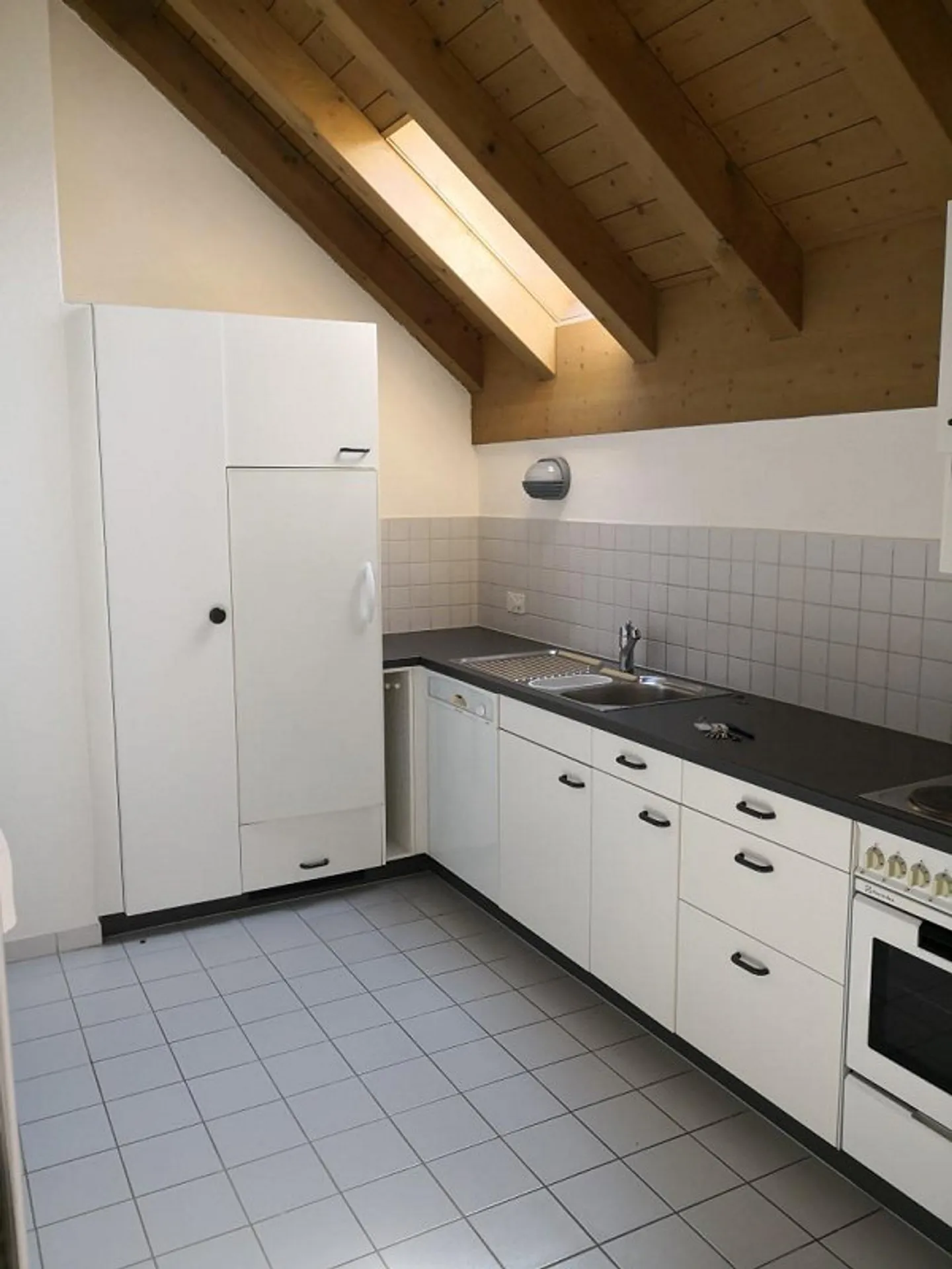 Appartamento attraente con 3 stanze e galleria - Foto 2 di 8