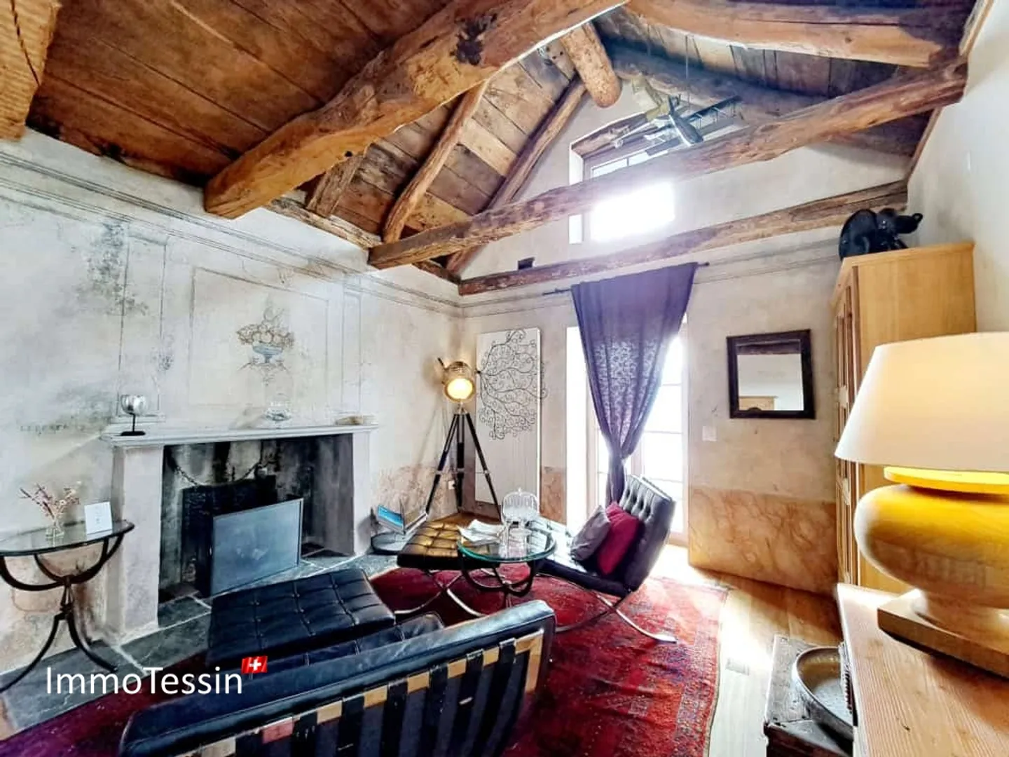 UNICO: Sinfonia di lusso e lo stile di un'epoca passata in una posizione assolutamente privilegiata con vista lago mozzafiato - Foto 9 di 13