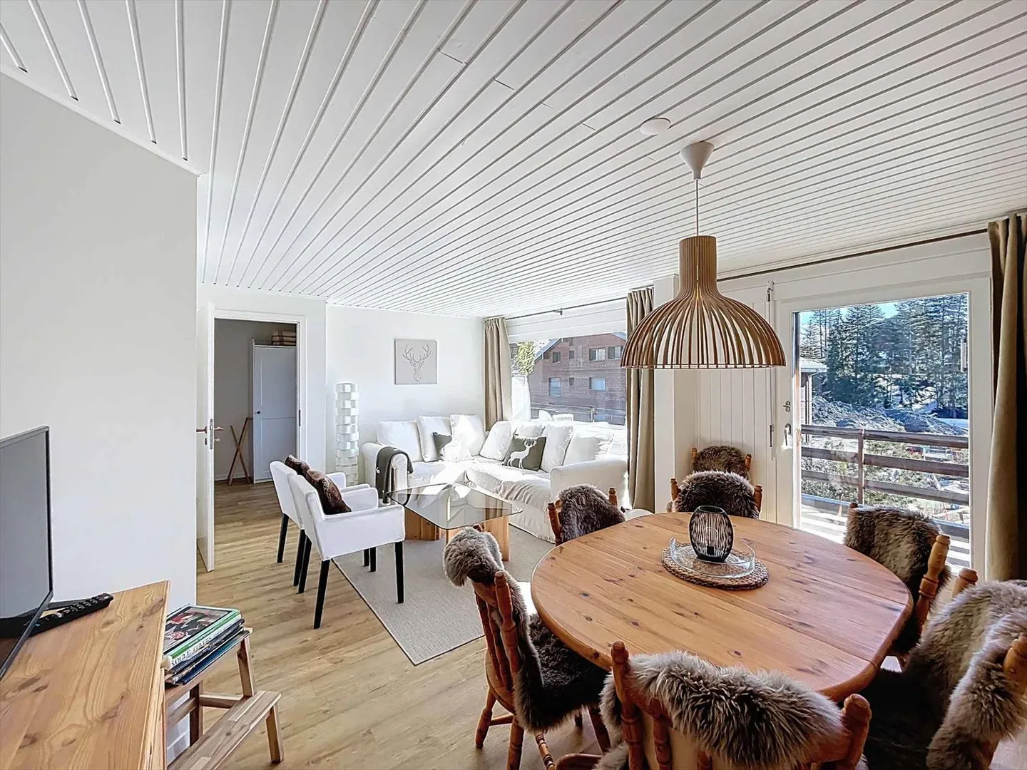 Charmante 3-Zimmer-Wohnung in der Nähe des Zentrums - Foto 1 von 12