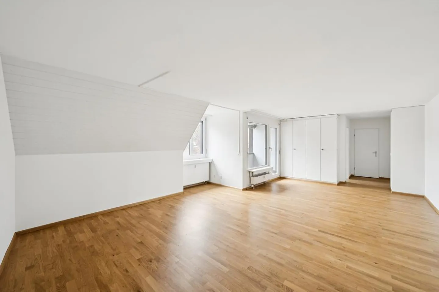 Cozy 3.5 Room Attic Apartment in the Center of Aesch - Photo 4 of 11