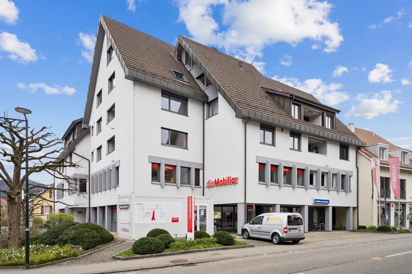 Cozy 3.5 Room Attic Apartment in the Center of Aesch - Photo 1 of 11