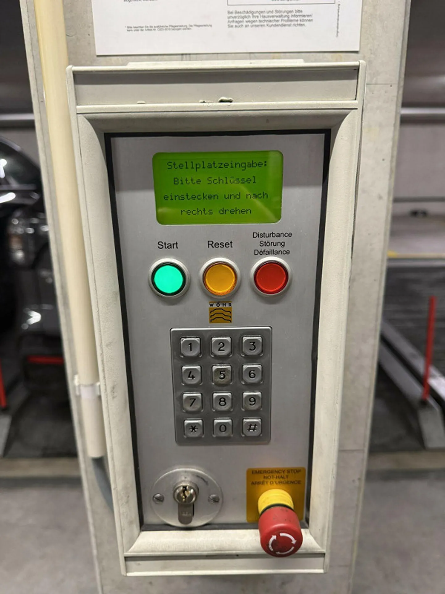 Posti auto in una posizione centrale a Zurigo Altstetten - Foto 3 di 4