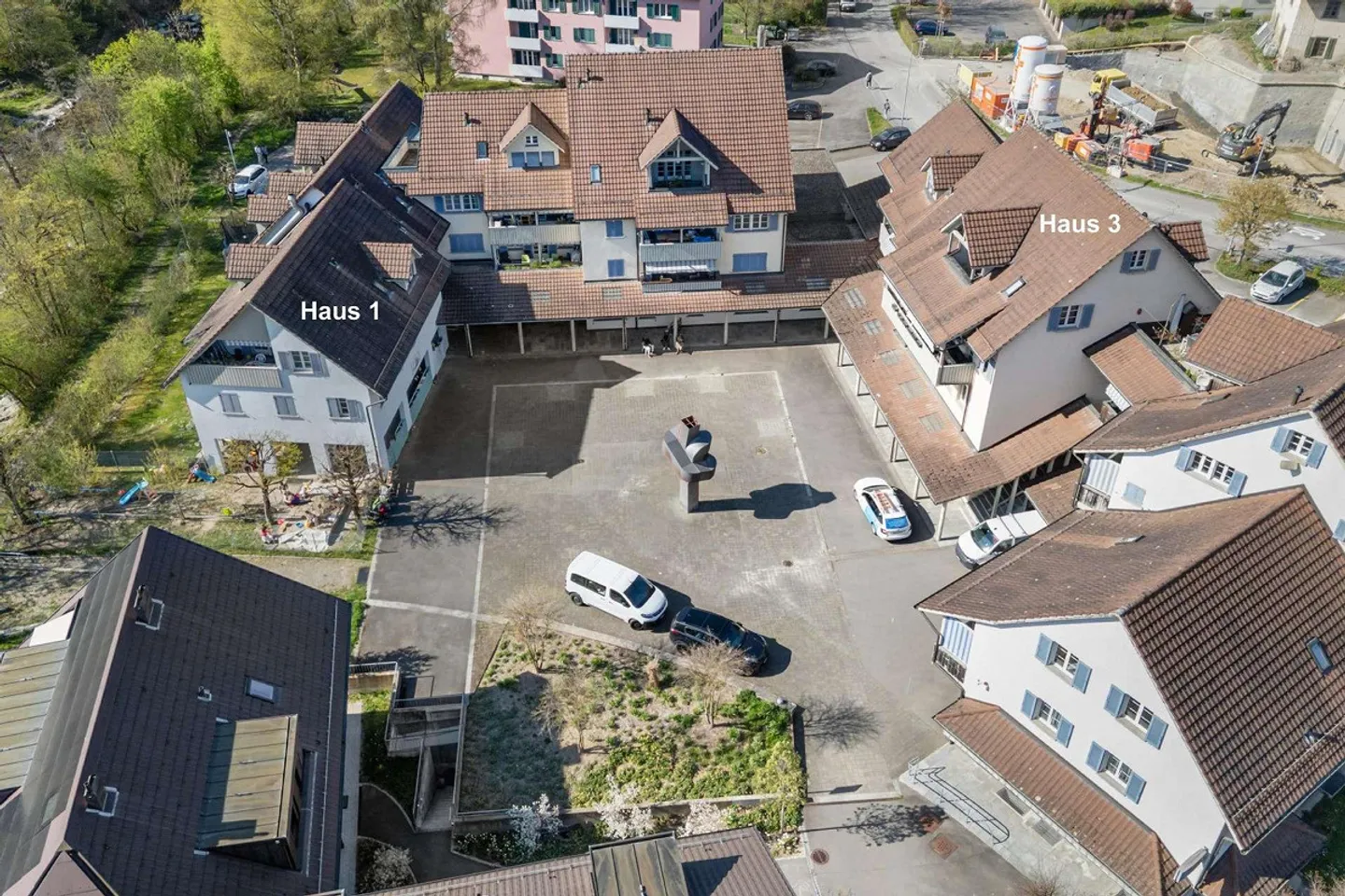 Edifici residenziali e commerciali con conversione approvata per più spazio abitativo - Foto 13 di 17