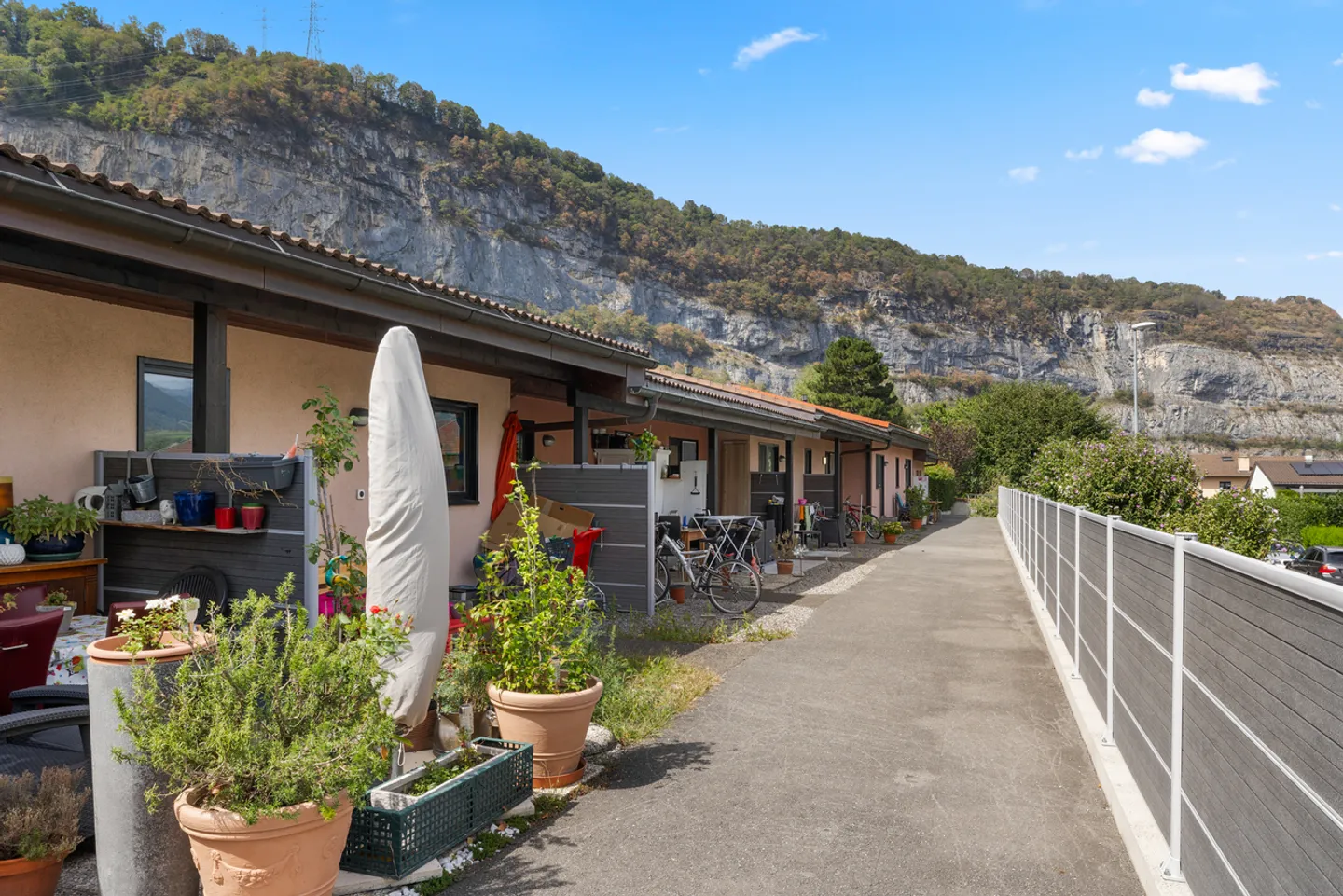 Appartement Charmant avec Jardin - Photo 2 sur 20