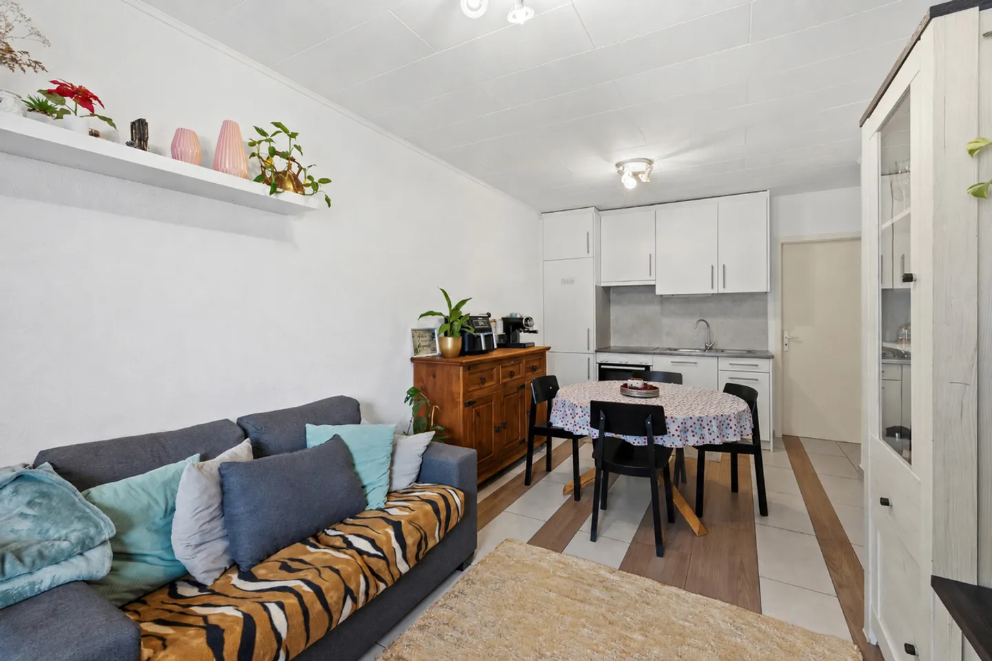 Appartement Charmant avec Jardin - Photo 5 sur 20
