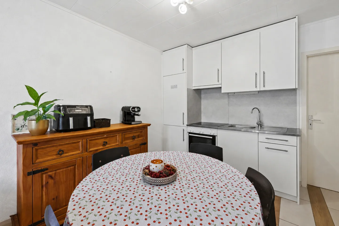 Appartement Charmant avec Jardin - Photo 7 sur 20