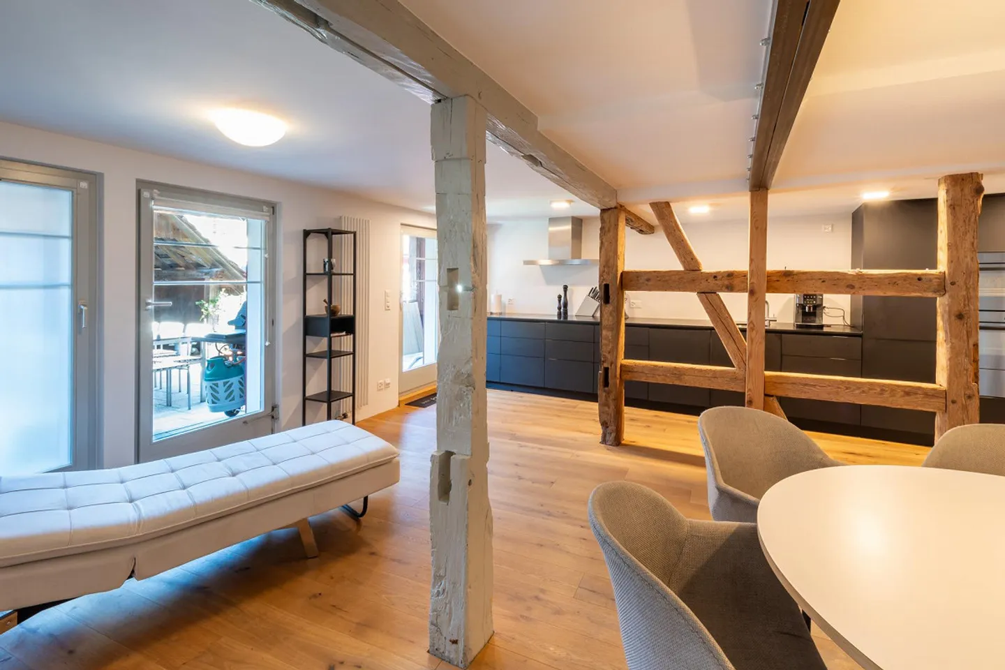 moderner Innenausbau in schmucken Altstadthaus - Foto 10 von 27