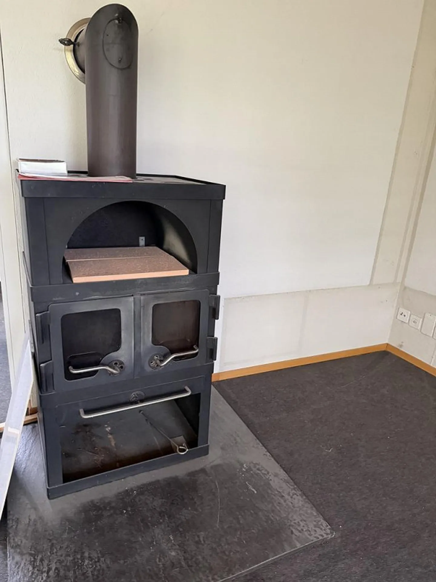 Great detached single-family home in the low-tax Neftenbach - Photo 12 of 12