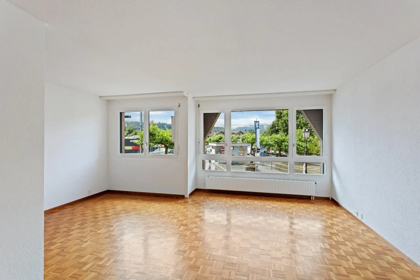 Zwischen Stadt und Bergen.. - Foto 9 von 10