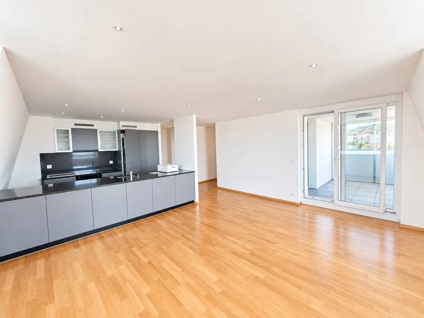 Appartement moderne en attique à Lausanne - Photo 3 sur 10
