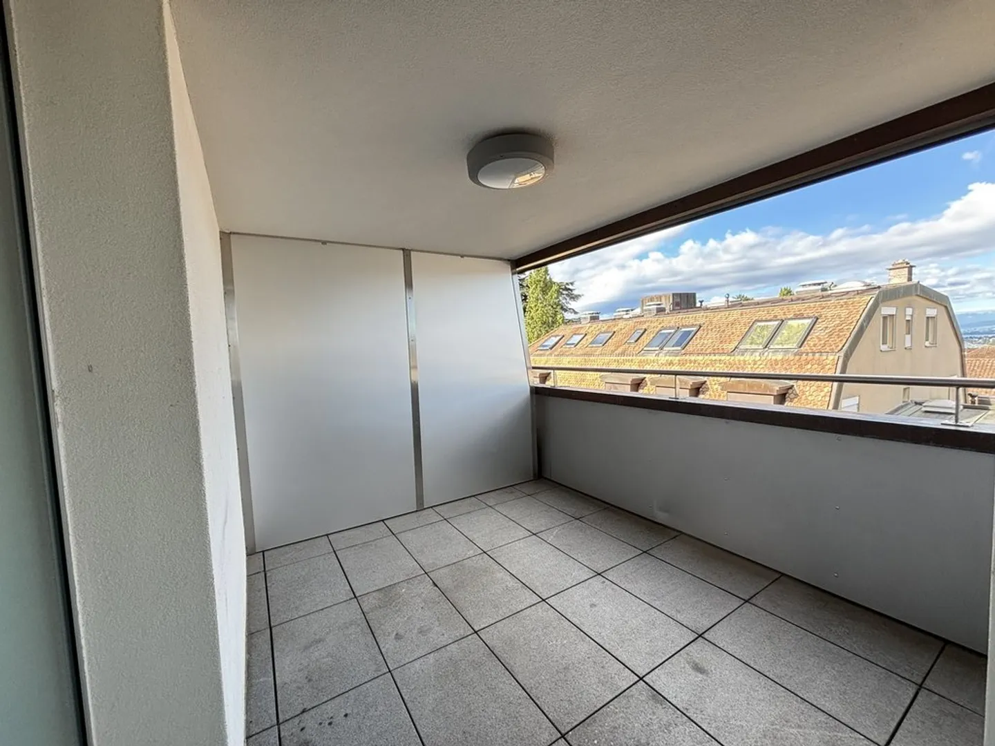 Appartement moderne en attique à Lausanne - Photo 9 sur 10