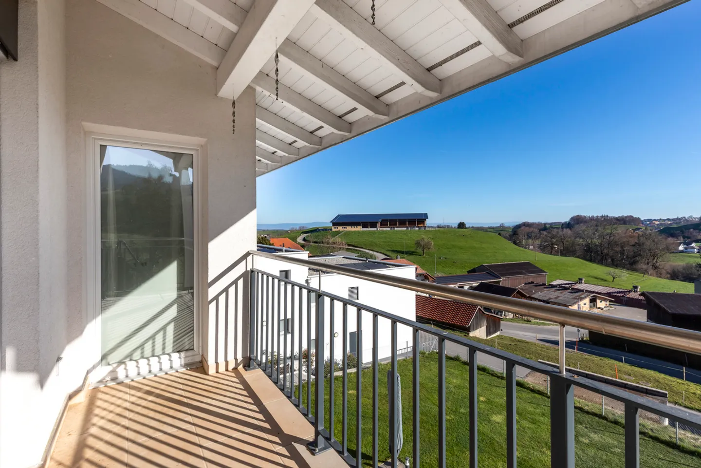 Villa contemporaine 6.5 pièces avec appartement indépendant loué - Foto 20 von 32