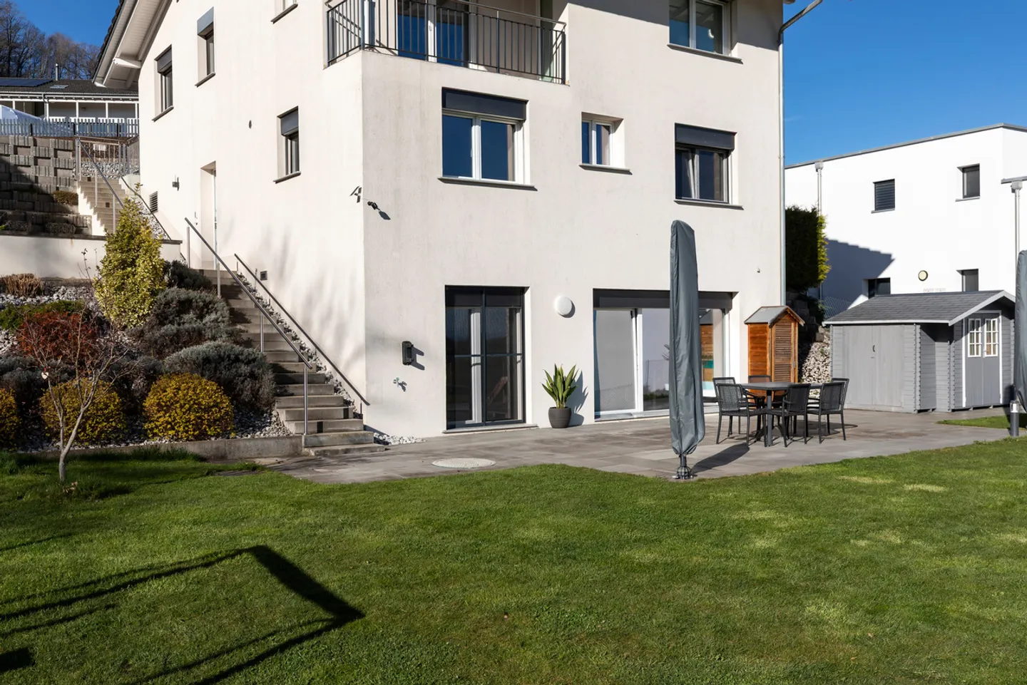 Villa contemporaine 6.5 pièces avec appartement indépendant loué - Foto 22 von 32