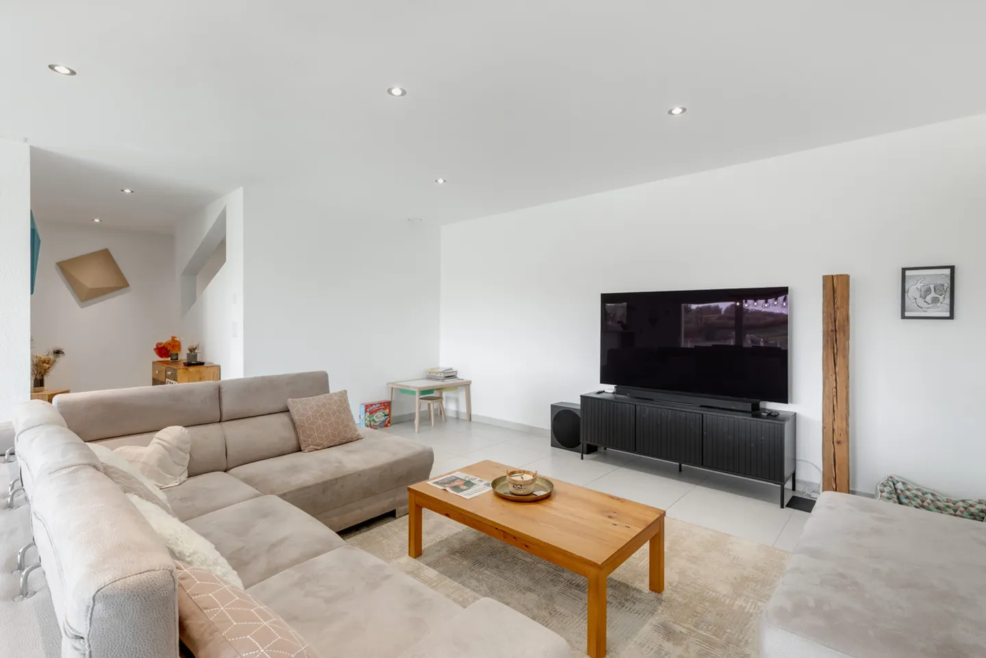 Villa contemporaine 6.5 pièces avec appartement indépendant loué - Foto 9 von 32