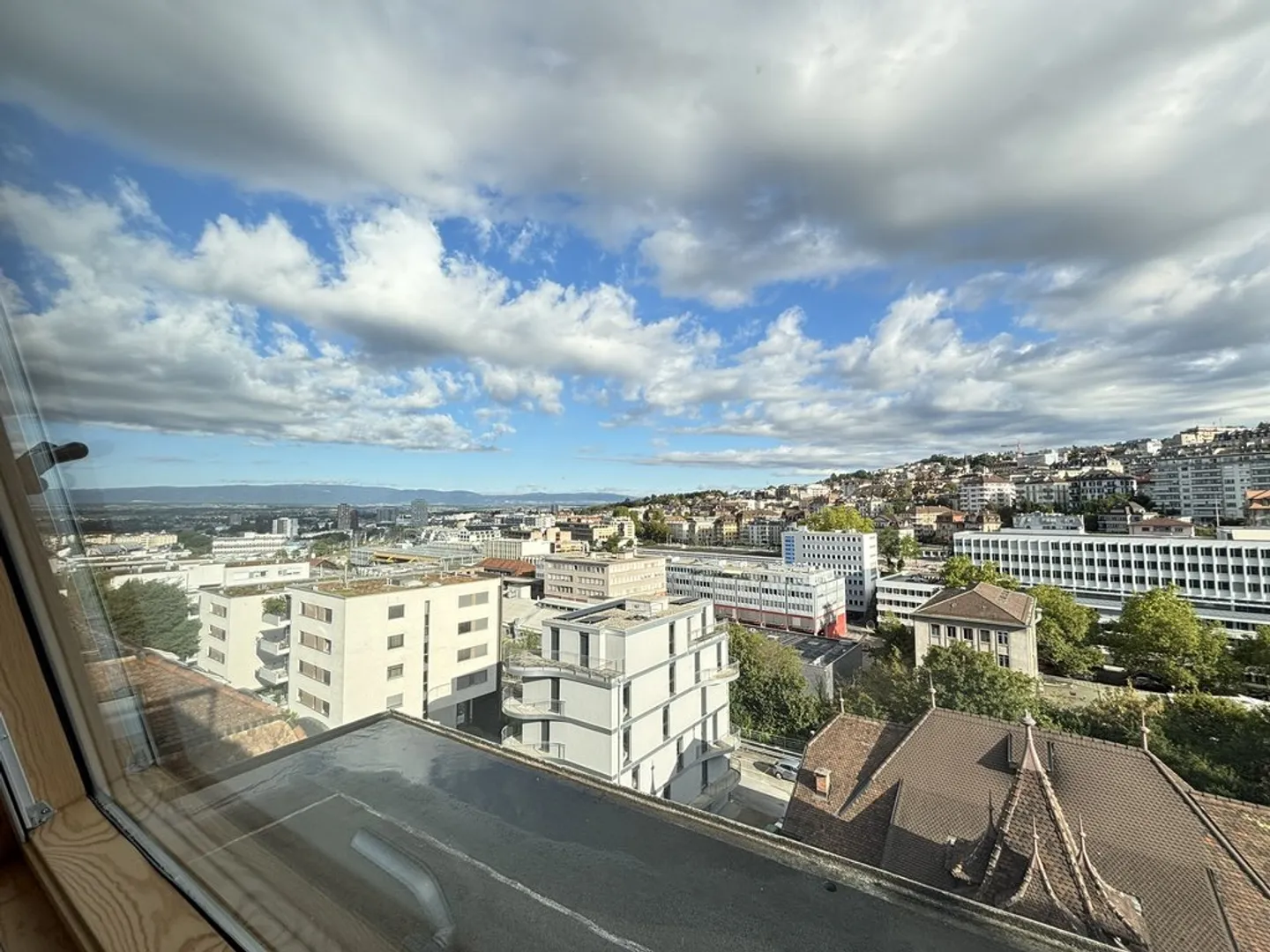 Appartement moderne en attique à Lausanne - Photo 10 sur 10