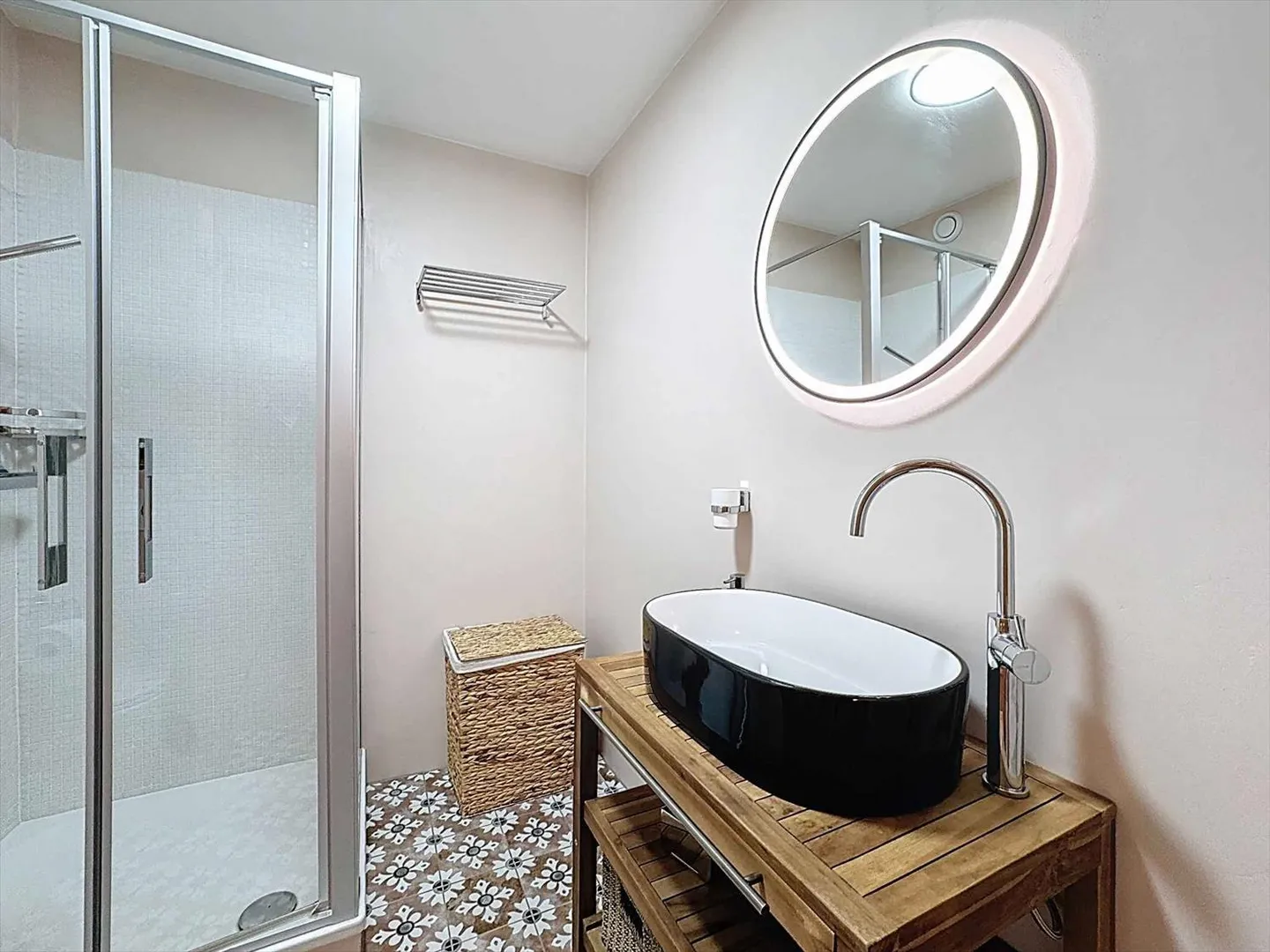 Bellissimo appartamento di 4,5 locali + studio annesso con vista sulle Alpi - Foto 12 di 13