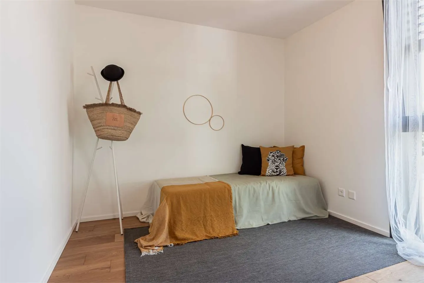 Villa moderne avec jardin privé - Photo 15 sur 37
