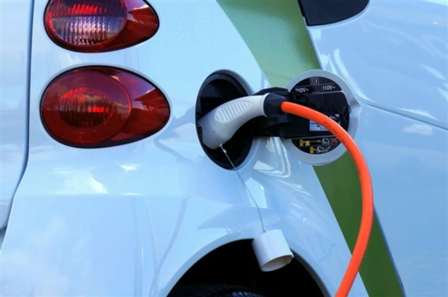 Shop for rent - Photo 1 of 9